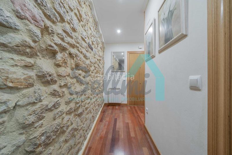 Foto bc3ad884-8195-4e39-912d-6ab34805d090. Alquiler estudio en Santo Domingo - El Campillín Oviedo