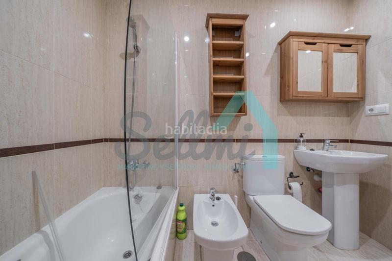 Foto ce39fb15-d58a-4382-9387-45dafa23654a. Alquiler estudio en Santo Domingo - El Campillín Oviedo