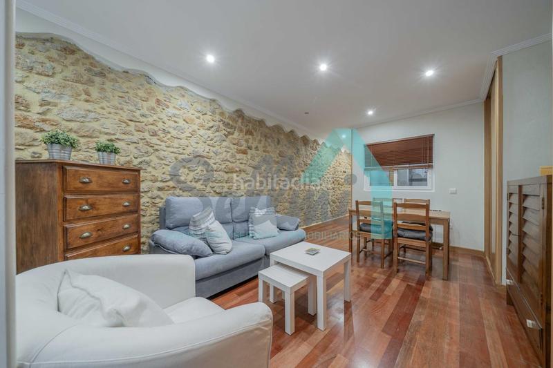 Foto 7c54719e-2fe0-4730-a64c-c94002130847. Rent studio with heating in Santo Domingo - El Campillín Oviedo