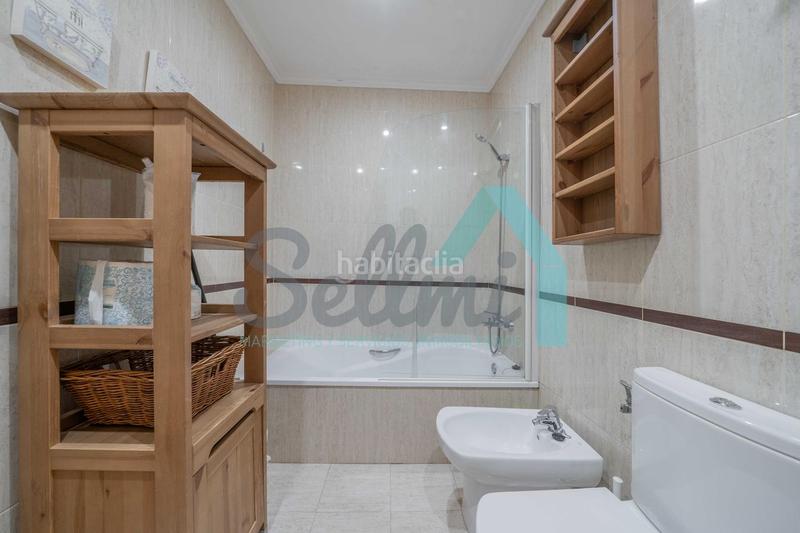 Foto a74caec3-48bf-4834-9fea-f9081de00321. Rent studio with heating in Santo Domingo - El Campillín Oviedo