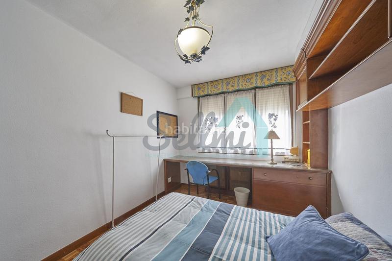 Foto 18014d54-254b-490e-8eec-14d96734bf8c. Rent flat with heating in Auditorio - Seminario - Parque de Invierno Oviedo