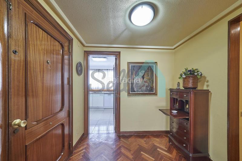 Foto 672807f5-9de9-4866-b87a-81aa269f5914. Rent flat with heating in Auditorio - Seminario - Parque de Invierno Oviedo