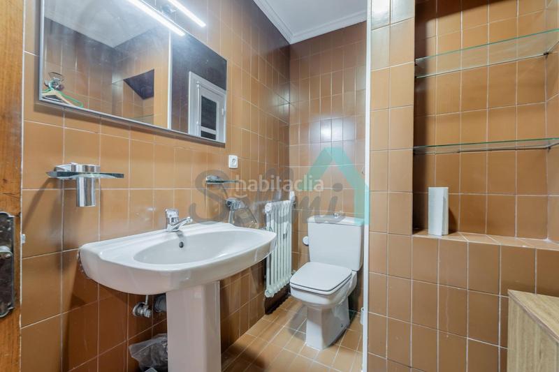 Foto 35bf8f15-8048-4633-addb-b4f400ddb39f. Location appartement avec chauffage dans Parque San Francisco - Uría Oviedo