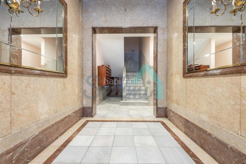 Foto 78cc2489-eb3c-42b2-9604-245127e27080. Location appartement avec chauffage dans Parque San Francisco - Uría Oviedo