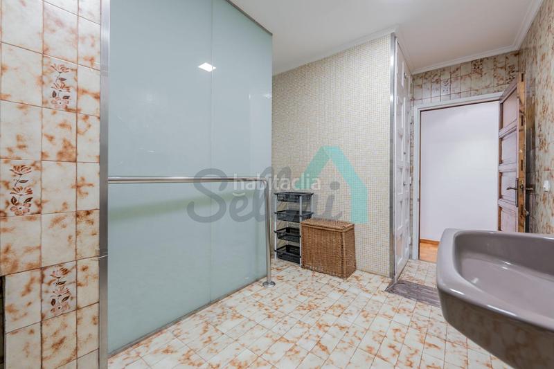 Foto 7c868516-d8ab-40f8-82d4-6f6c0d6c9f3c. Location appartement avec chauffage dans Parque San Francisco - Uría Oviedo