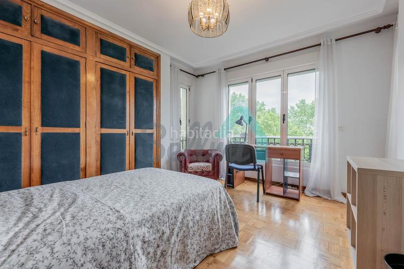 Foto 8f250c41-3761-49db-8139-9ab401ad35cf. Location appartement avec chauffage dans Parque San Francisco - Uría Oviedo