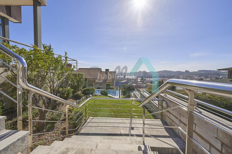 Foto 25edfbf2-7b9c-44a7-86e5-5b686d4a15d5. Casa amb calefacció aparcament piscina a Luanco-Aramar-Antromero Gozón