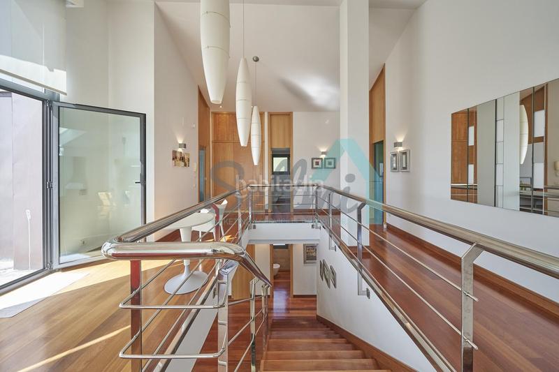 Foto 4f625a9f-3225-44d0-ab47-70eef0d8aeb8. Casa amb calefacció aparcament piscina a Luanco-Aramar-Antromero Gozón