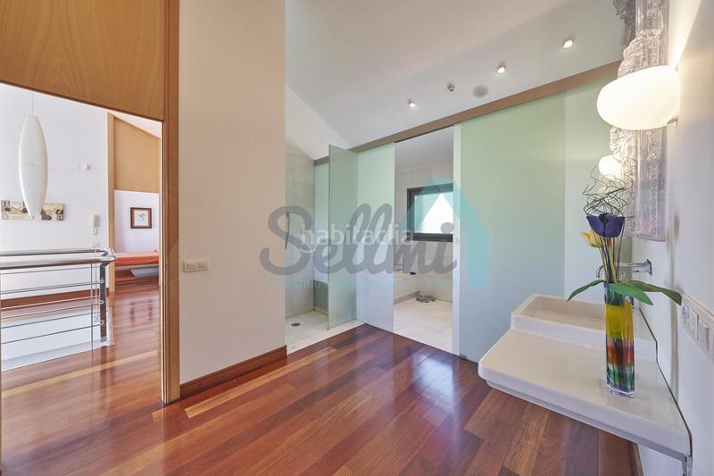 Foto 551be813-1e42-4ef5-8449-0cfc040d9a36. Casa amb calefacció aparcament piscina a Luanco-Aramar-Antromero Gozón