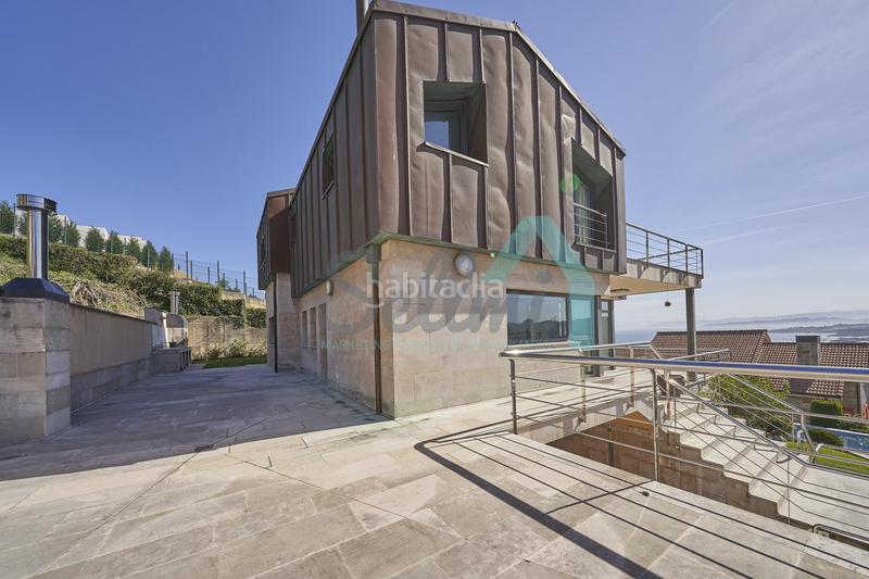 Foto ae2ff7a0-01a1-4510-bae5-299ea0946678. Casa amb calefacció aparcament piscina a Luanco-Aramar-Antromero Gozón