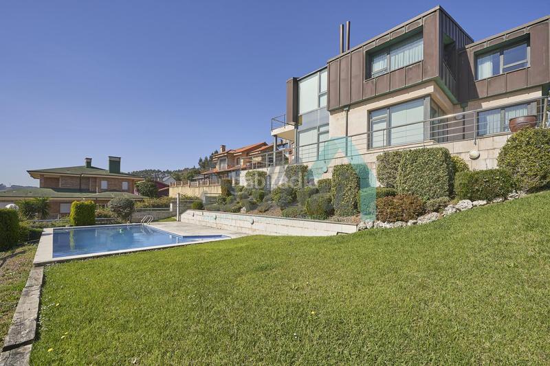 Foto b21a412b-58a6-49e8-9d70-67e59febb1d5. Casa amb calefacció aparcament piscina a Luanco-Aramar-Antromero Gozón