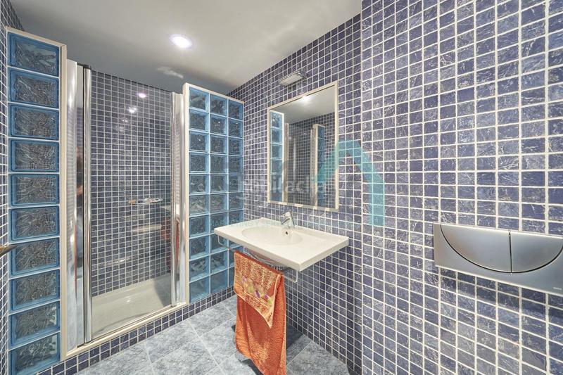 Foto cbf54372-bc8d-4058-ae18-8b205d9b1a9b. Casa amb calefacció aparcament piscina a Luanco-Aramar-Antromero Gozón