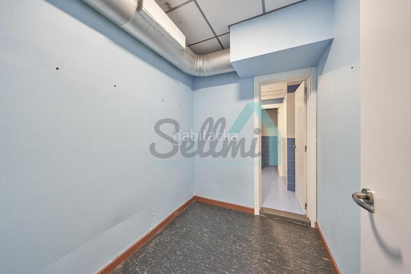 Foto 0e659e31-509c-42bb-9f91-18e75805130d. Lloguer local comercial a la pola Siero Siero