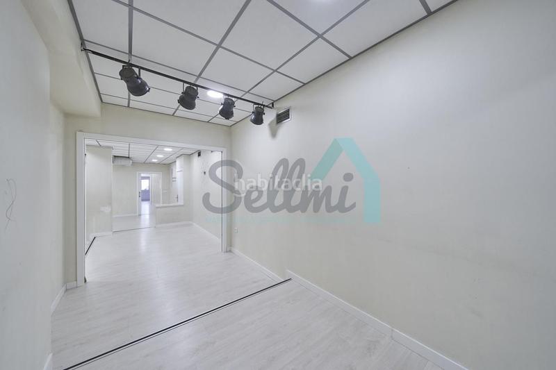 Foto 1229f585-fbb8-4b09-a43c-5727615e70ee. Lloguer local comercial a la pola Siero Siero