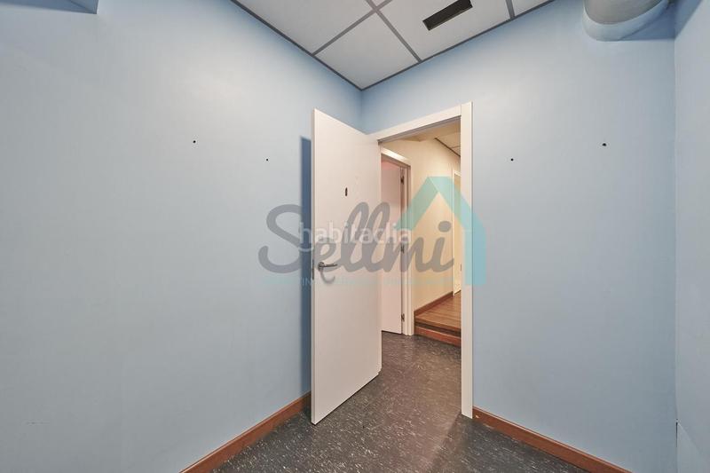 Foto 5a9b227a-9f43-493c-9de6-03d0cff88f56. Lloguer local comercial a la pola Siero Siero