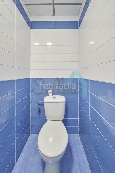 Foto d9e60647-acba-41ba-b0ff-b7f872f33d27. Lloguer local comercial a la pola Siero Siero