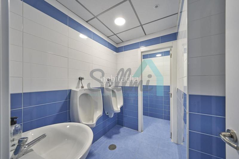 Foto 3be196cc-5d3b-4f7b-8e4e-9056f44be2cc. Location local commercial dans la pola Siero Siero