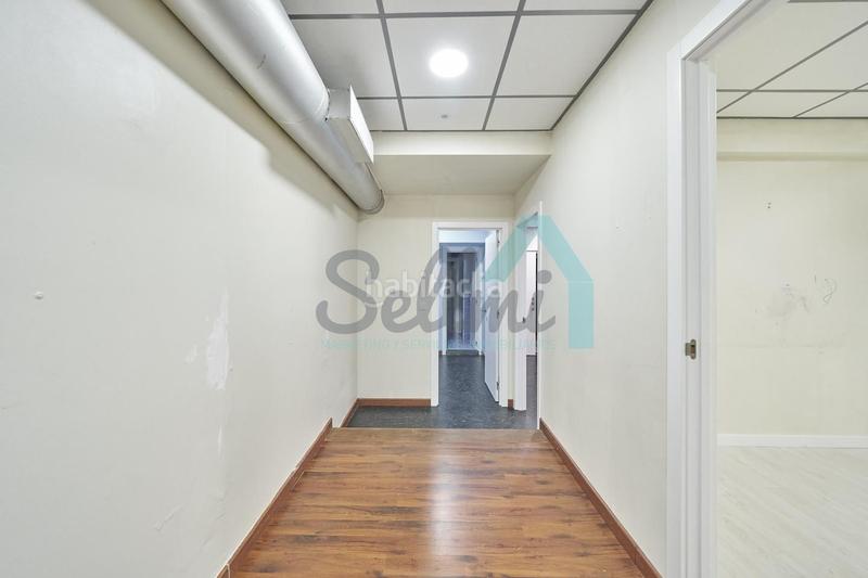 Foto 59337bfe-faf8-497a-8486-6f5bd6222d26. Location local commercial dans la pola Siero Siero