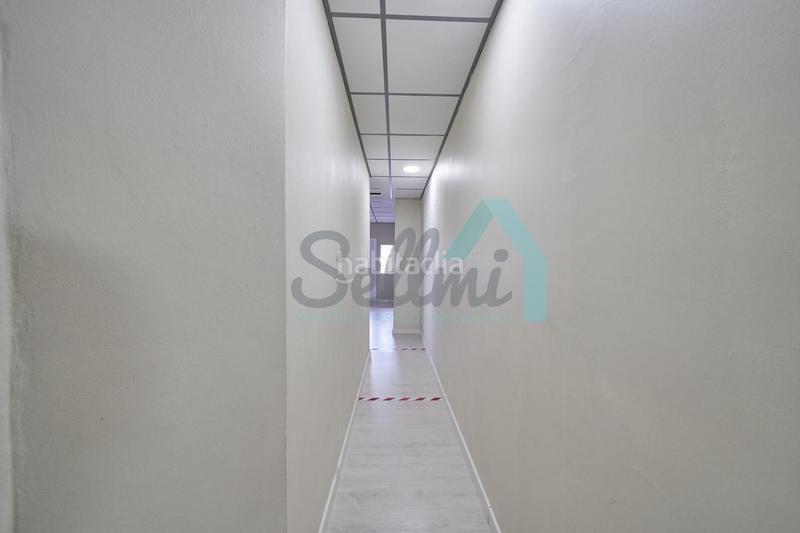 Foto 64ae80d0-6270-4768-820d-872bb958e798. Location local commercial dans la pola Siero Siero