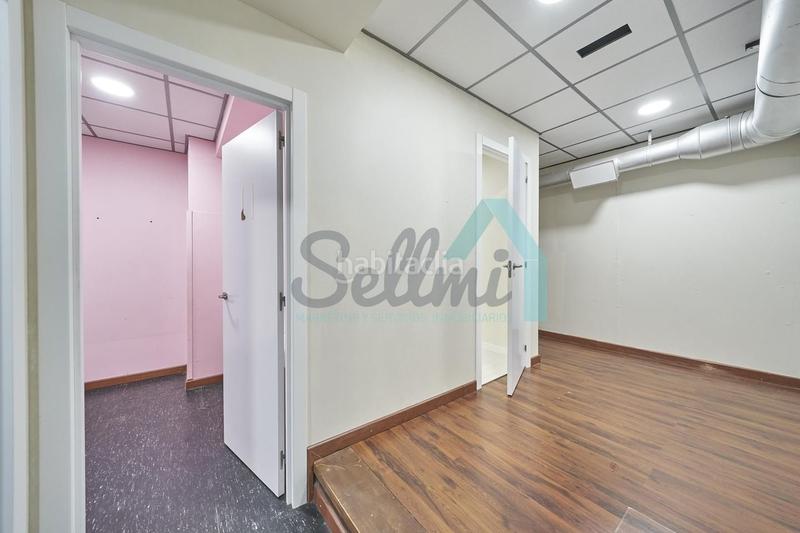 Foto 932738f6-6d79-428e-ad56-96577950858e. Location local commercial dans la pola Siero Siero