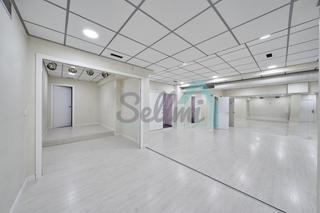 Business premise in Calle Hermanos Felgueroso