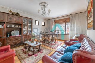 Appartement  Plaza doctor riesgo ordóñez. Piso en venta en collanzo, aller (asturias, españa). 
 
precio