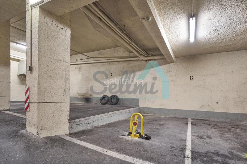 Foto 5c6c329f-c28f-4d21-bd75-5d0e15680c99. Parking coche en Argañosa Oviedo