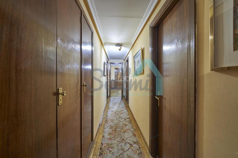 Foto 97898186-3d33-43e9-89bd-fd9b8fbd0bf3. Appartamento con riscaldamento parcheggio in Plaza de América Oviedo