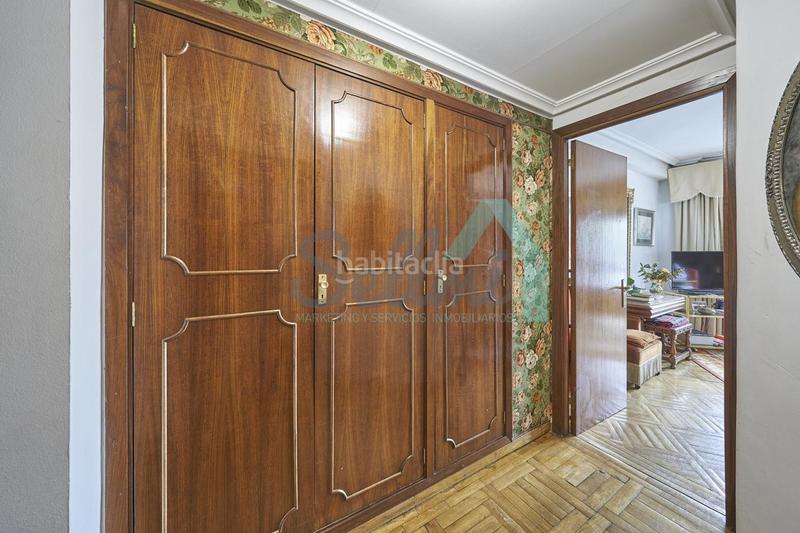 Foto e8b6a414-8547-409f-8c08-3bd69eca0489. Appartamento con riscaldamento parcheggio in Plaza de América Oviedo