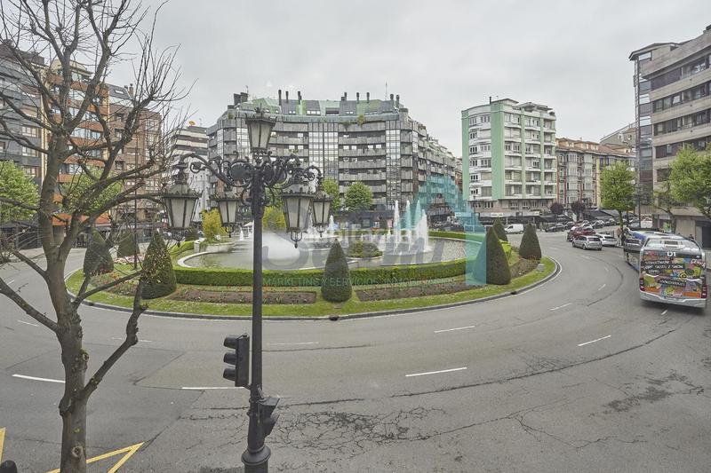 Foto d572c6b5-e9d4-4701-acef-ff82c93dfd28. Piso en Plaza de América Oviedo