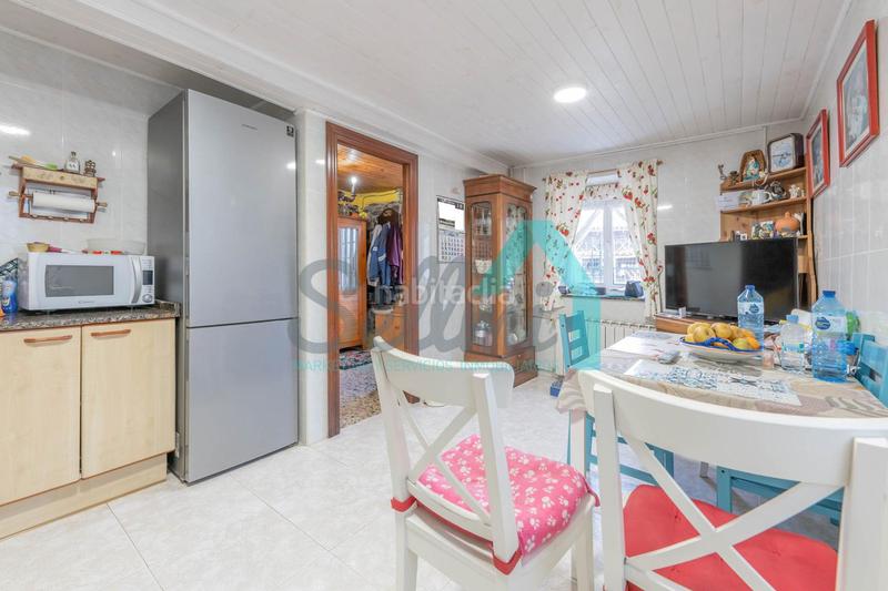 Foto 1820f40e-9b18-4e43-bc84-0659dcc5bfe2. Maison avec chauffage parking dans Pillarno Castrillón