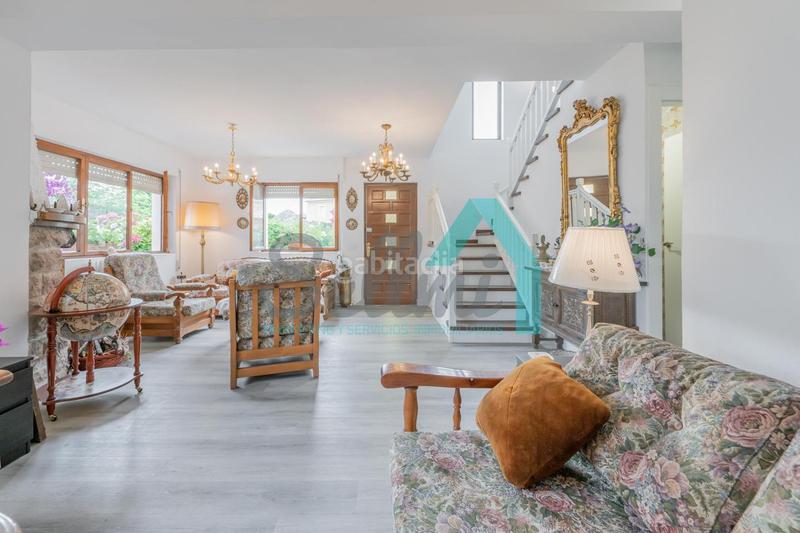 Foto 2743e546-aa9f-4fea-a63a-2063cfe026dd. Casa pareada en Celorio-Poó-Parres Llanes