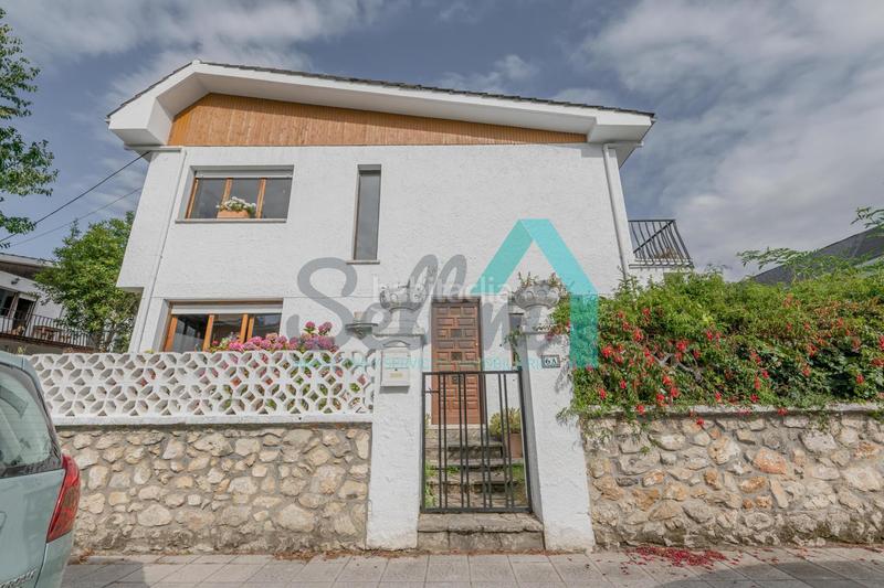 Foto 35fd6a6e-1d8f-4fb0-a67a-11206e052879. Casa pareada en Celorio-Poó-Parres Llanes