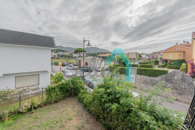 Foto 52d10398-be8a-433a-8827-d930fdbc22ae. Casa pareada en Celorio-Poó-Parres Llanes