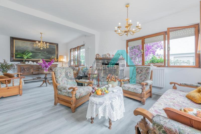 Foto e75b2230-9dbf-4626-9b21-62552ebd3e05. Casa pareada en Celorio-Poó-Parres Llanes