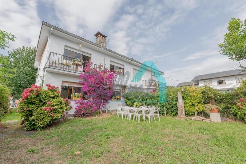 Foto 17229c34-6cc5-4d92-a13c-de23c5f6342f. Casa pareada chalet pareado en venta en celorio, (asturias, españa).

precio: 520.000 €.
superficie construida: 137 m2.
superficie p en Llanes