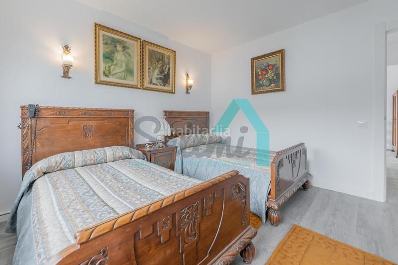 Foto 5d34df05-7d83-4d59-b1ad-32edad4c59fb. Casa pareada chalet pareado en venta en celorio, (asturias, españa).

precio: 520.000 €.
superficie construida: 137 m2.
superficie p en Llanes