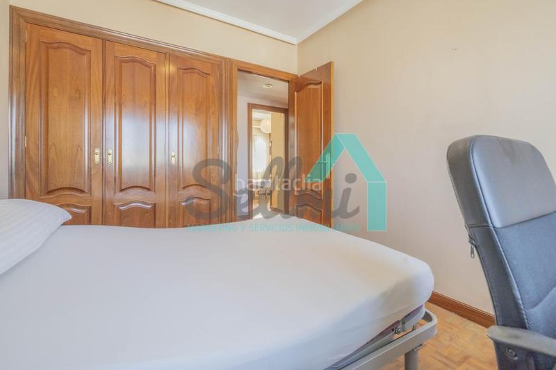 Foto 91fba588-6b0b-4193-ad58-c4e2138f4dc6. Lloguer pis amb calefacció a Auditorio - Seminario - Parque de Invierno Oviedo