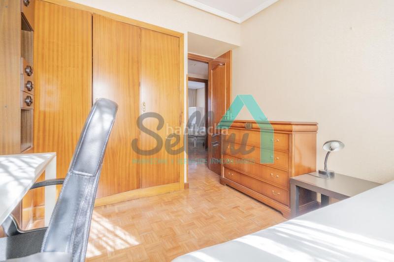 Foto f570449c-1b12-470f-b50f-d0f4b8ce9e98. Lloguer pis amb calefacció a Auditorio - Seminario - Parque de Invierno Oviedo