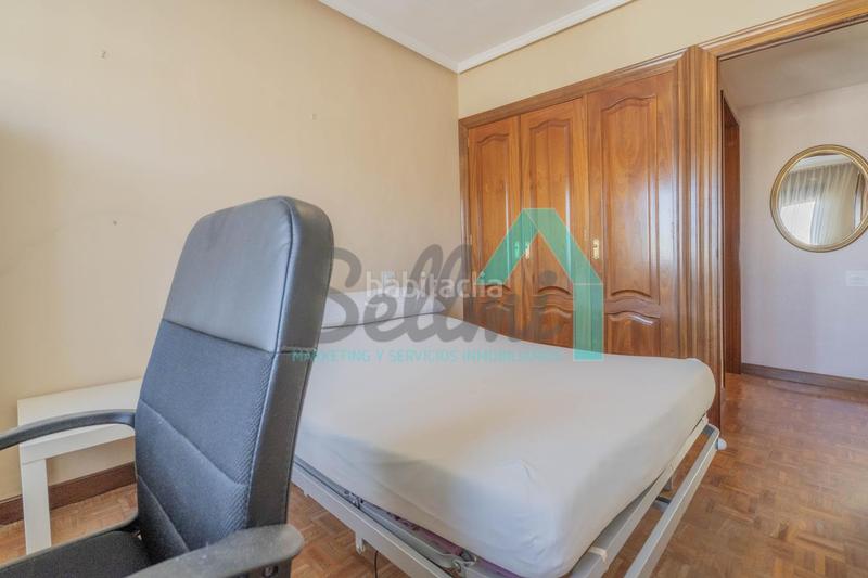 Foto 465f8442-b4c2-4ca9-a4d4-8714fc7f0fd3. Alquiler piso en Auditorio - Seminario - Parque de Invierno Oviedo