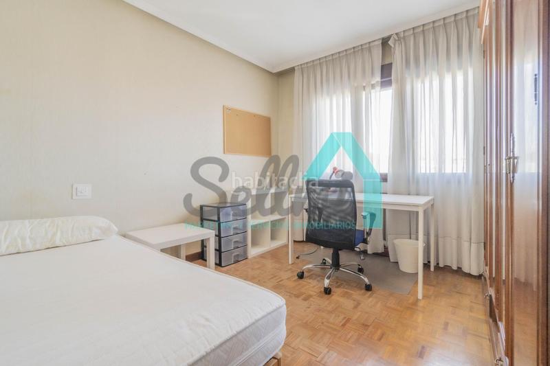 Foto b831151c-0858-4c4f-8b82-57cfbe22b974. Alquiler piso en Auditorio - Seminario - Parque de Invierno Oviedo