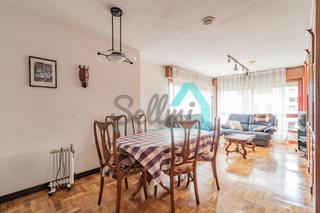 Miete Etagenwohnung  Muñoz degraín