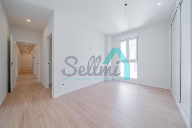 Foto 064583f5-1cce-4382-83a7-38dfbbfaf726. Dúplex amb calefacció a Salesas - Foncalada - Campoamor Oviedo