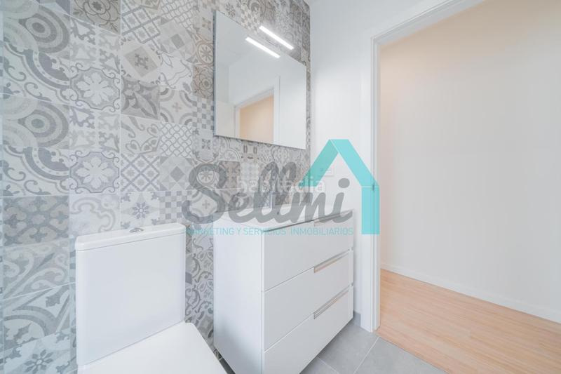 Foto 092b7b2d-1cf7-459a-9988-76fef07494cb. Dúplex amb calefacció a Salesas - Foncalada - Campoamor Oviedo