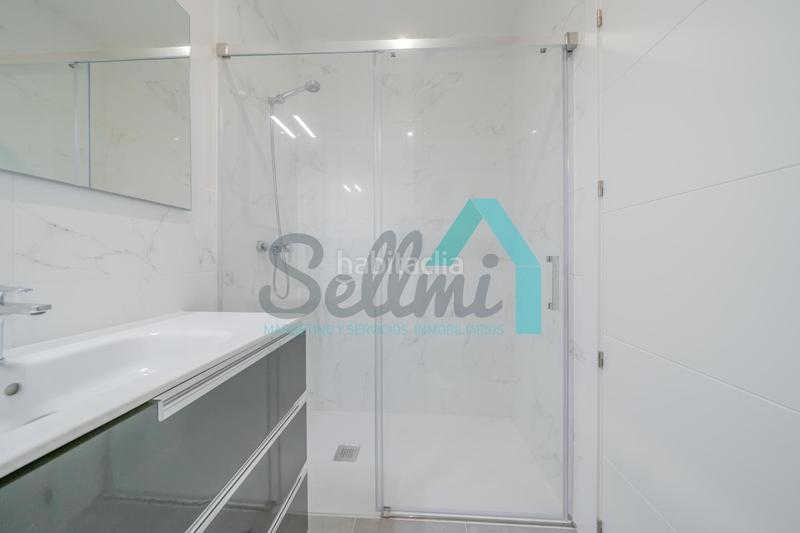 Foto 166bb21e-5717-4618-ba15-2855b9a618f8. Dúplex amb calefacció a Salesas - Foncalada - Campoamor Oviedo