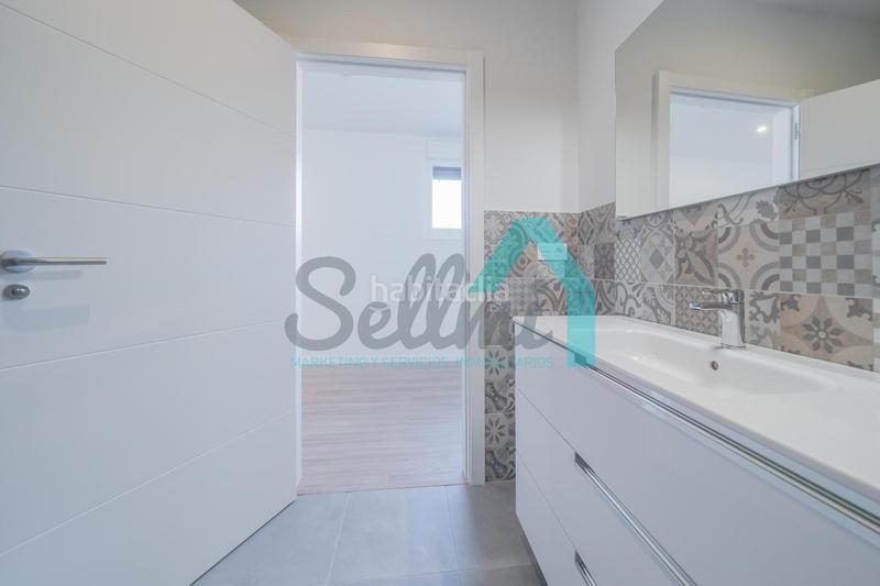 Foto 198b6c7e-98a9-48b1-a780-6162536d1786. Dúplex amb calefacció a Salesas - Foncalada - Campoamor Oviedo