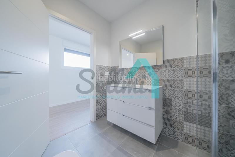 Foto ddfc0a6c-7b84-445e-bf94-22594e62eca8. Dúplex amb calefacció a Salesas - Foncalada - Campoamor Oviedo