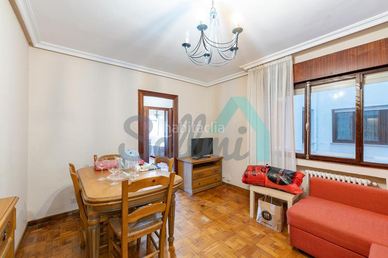 Foto c7e83412-fed0-46d2-bca6-57b7b50bbba6. Appartamento con riscaldamento in Auditorio - Seminario - Parque de Invierno Oviedo