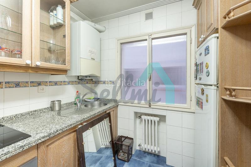 Foto e3fc39bf-fed4-4979-980e-2dfcdffd79c7. Flat with heating in Auditorio - Seminario - Parque de Invierno Oviedo