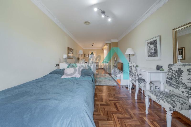 Foto b9ceeb41-7c2c-4c67-a157-da5bfc6c7d74. Rent studio with heating in Casco Histórico Oviedo